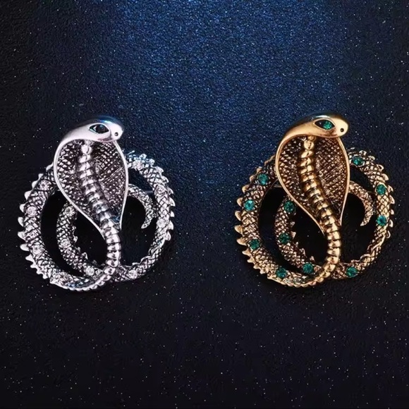 Serpenti Snake Emerald Blue Crystal Eyes & Accents, Regal Cobra Brooch - Picture 3 of 4